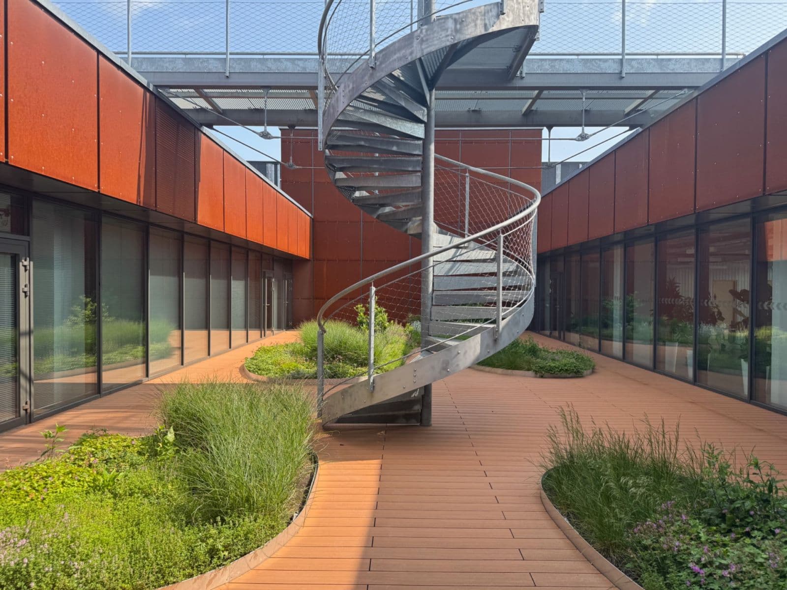 Prenájom kancelárie 983 m², Lazaretní, Brno, Jihomoravský kraj Prenájom kancelárie 983 m², Lazaretní, Brno, Jihomoravský kraj