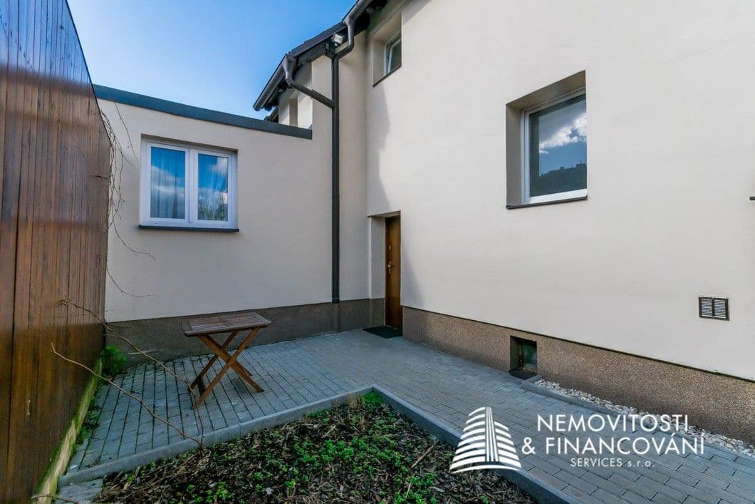 Prenájom bytu 2-izbový 48 m², Nad Zlíchovem, Praha, Praha Prenájom bytu 2-izbový 48 m², Nad Zlíchovem, Praha, Praha