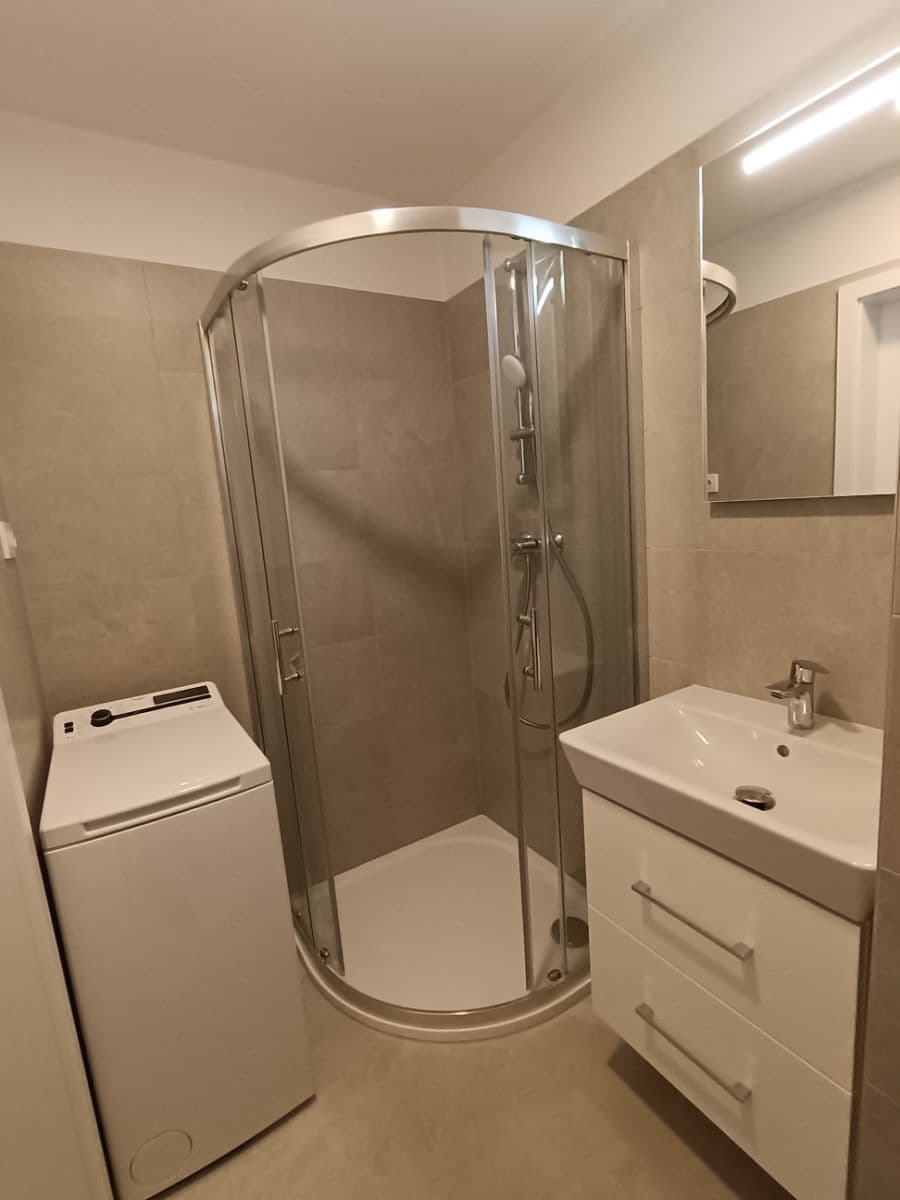 Prenájom bytu 1-izbový 26 m², Křenová, Brno, Jihomoravský kraj Prenájom bytu 1-izbový 26 m², Křenová, Brno, Jihomoravský kraj