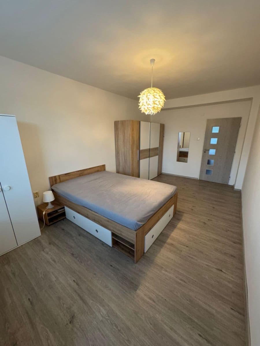 Prenájom bytu 2-izbový 55 m², Foerstrova, Olomouc, Olomoucký kraj Prenájom bytu 2-izbový 55 m², Foerstrova, Olomouc, Olomoucký kraj