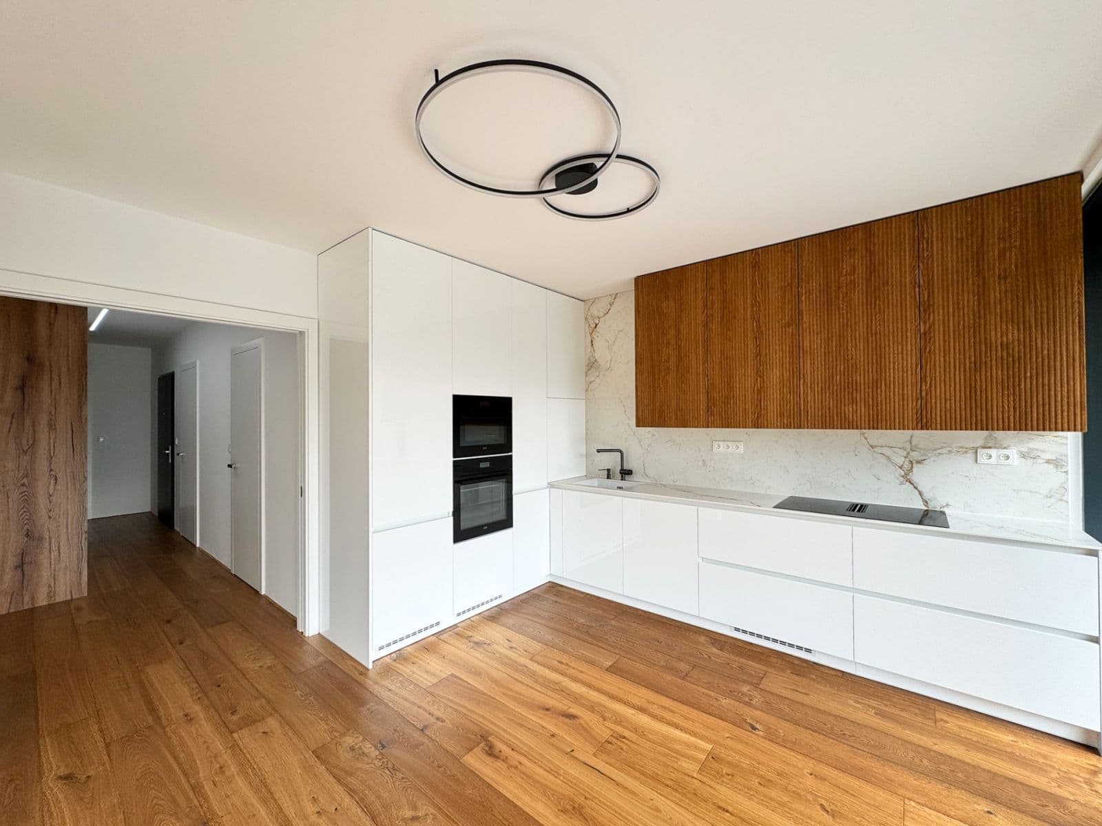 Prenájom bytu 3-izbový 91 m², Horní, Brno, Jihomoravský kraj Prenájom bytu 3-izbový 91 m², Horní, Brno, Jihomoravský kraj