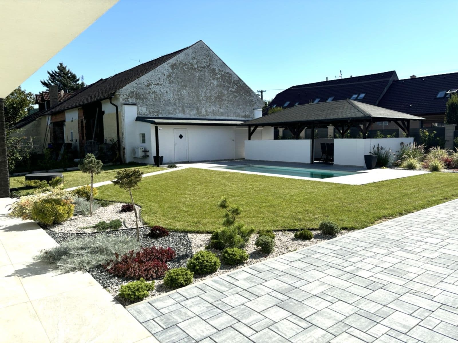 Prenájom domu 280 m², pozemek 900 m², Sulická, Sulice, Středočeský kraj Prenájom domu 280 m², pozemek 900 m², Sulická, Sulice, Středočeský kraj