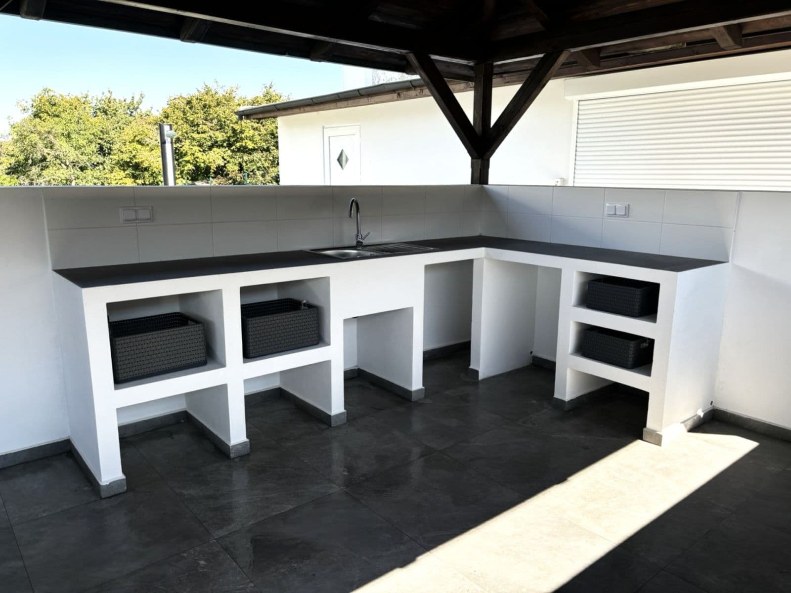 Prenájom domu 280 m², pozemek 900 m², Sulická, Sulice, Středočeský kraj Prenájom domu 280 m², pozemek 900 m², Sulická, Sulice, Středočeský kraj