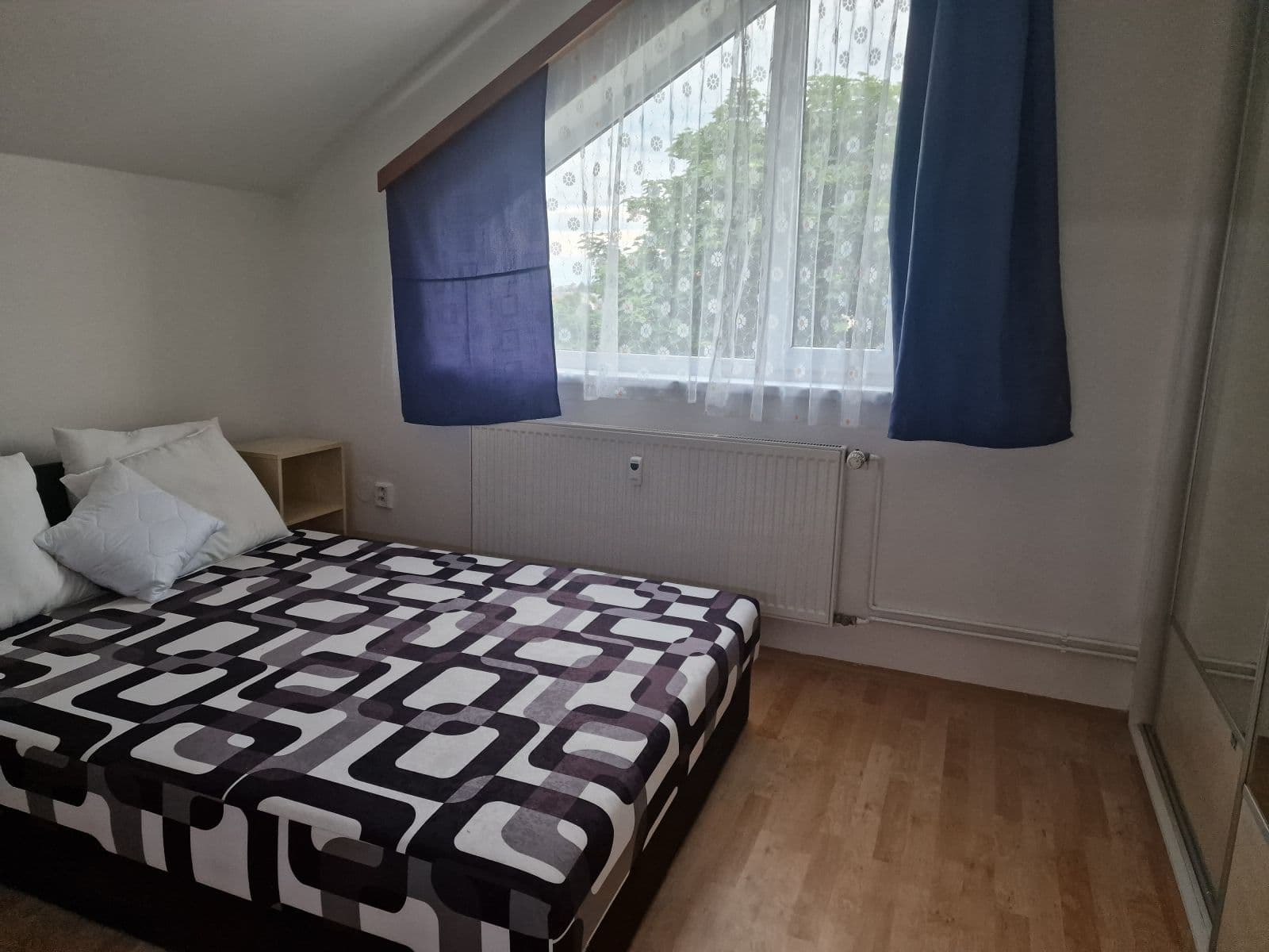 Prenájom bytu 43 m², Stará náves, Praha, Praha Prenájom bytu 43 m², Stará náves, Praha, Praha