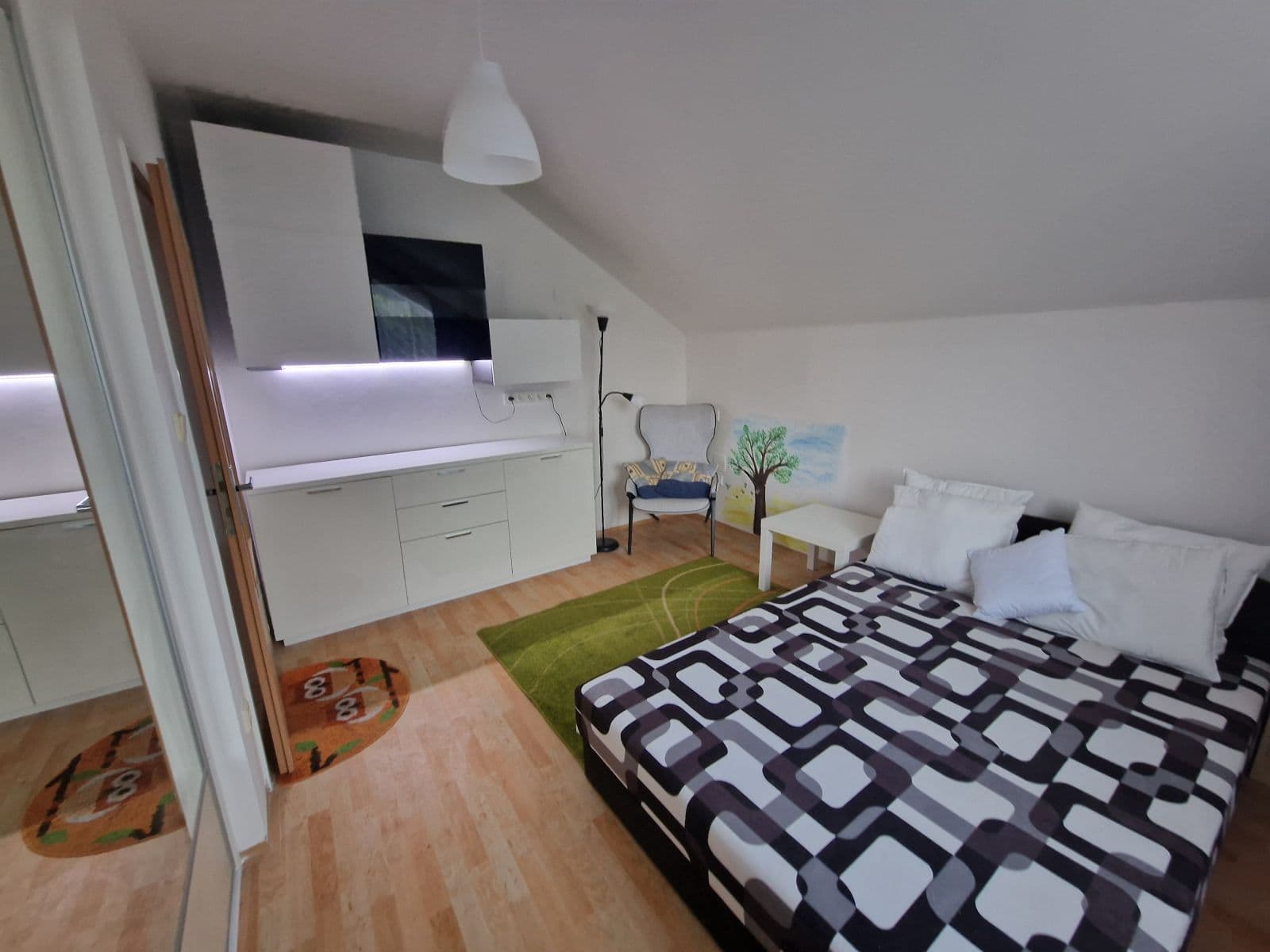 Prenájom bytu 43 m², Stará náves, Praha, Praha Prenájom bytu 43 m², Stará náves, Praha, Praha
