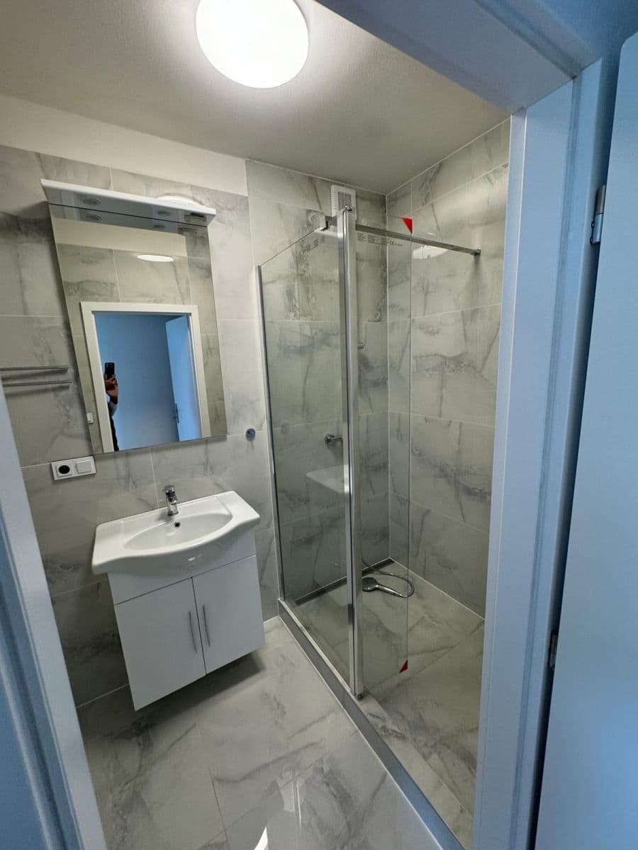 Prenájom bytu 2-izbový 60 m², Choťánky, Středočeský kraj Prenájom bytu 2-izbový 60 m², Choťánky, Středočeský kraj