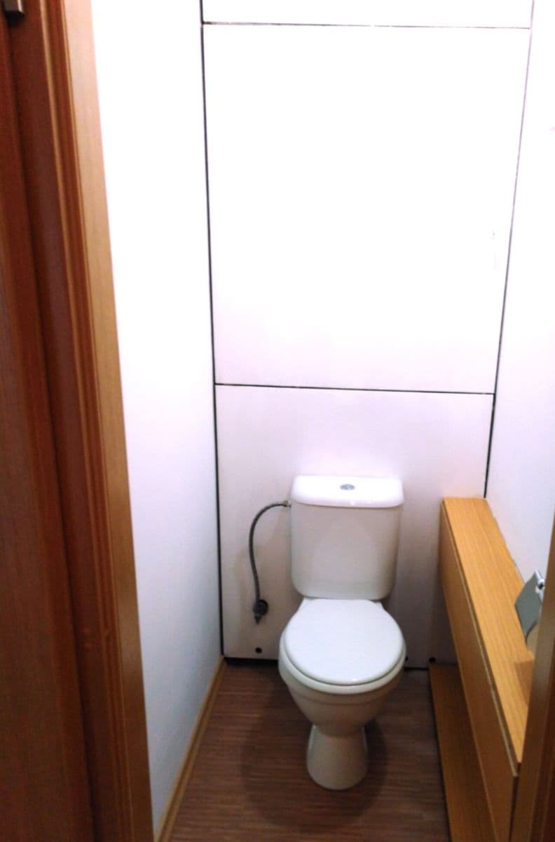 Prenájom bytu 3-izbový 68 m², Kaštanová, Olomouc, Olomoucký kraj Prenájom bytu 3-izbový 68 m², Kaštanová, Olomouc, Olomoucký kraj