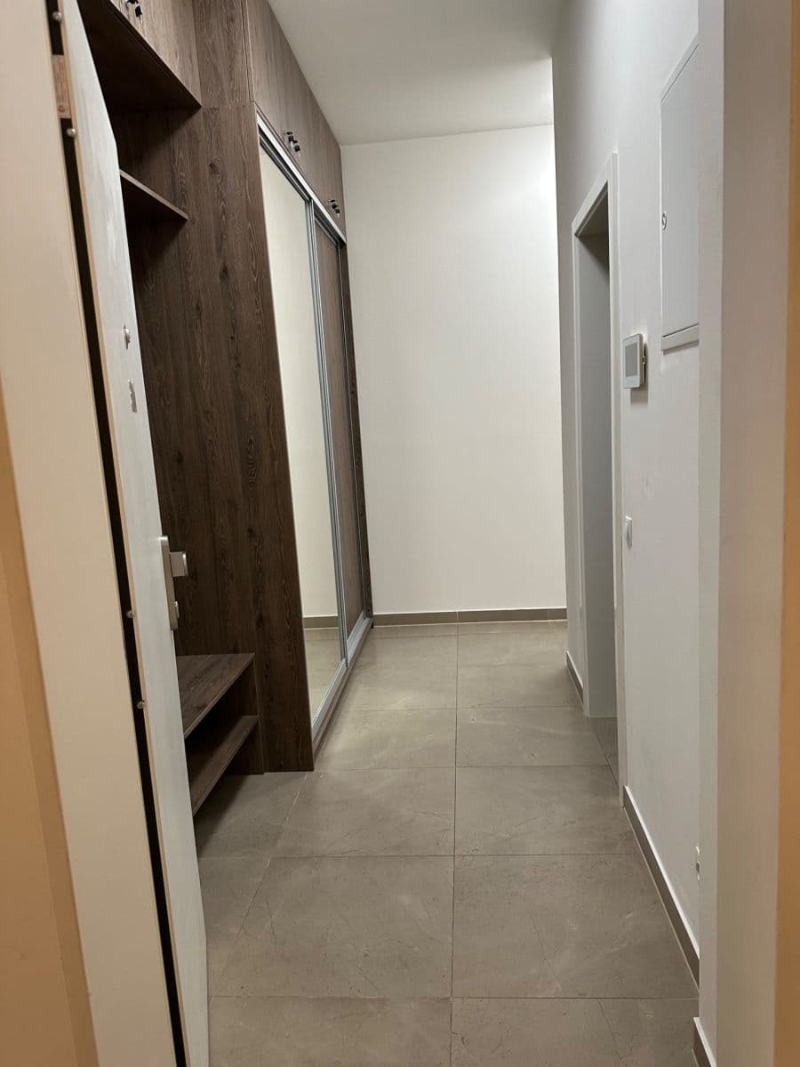 Predaj bytu 2-izbový 56 m², Tyršova, Praha, Praha Predaj bytu 2-izbový 56 m², Tyršova, Praha, Praha