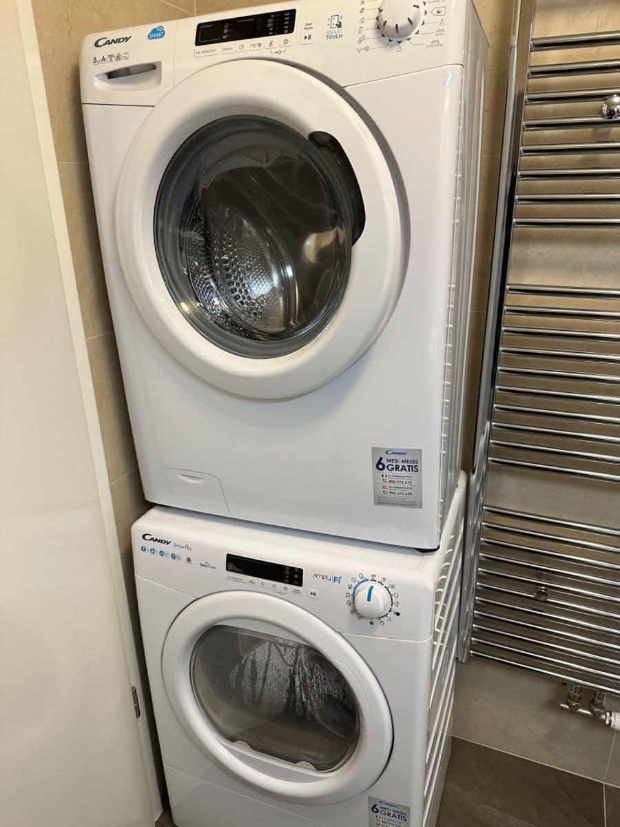 Predaj bytu 2-izbový 56 m², Tyršova, Praha, Praha Predaj bytu 2-izbový 56 m², Tyršova, Praha, Praha