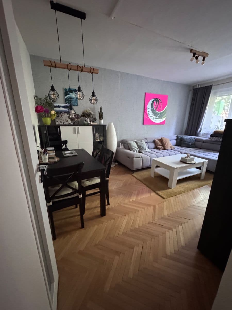Prenájom bytu 2-izbový 51 m², Hiršlova, Praha, Praha Prenájom bytu 2-izbový 51 m², Hiršlova, Praha, Praha