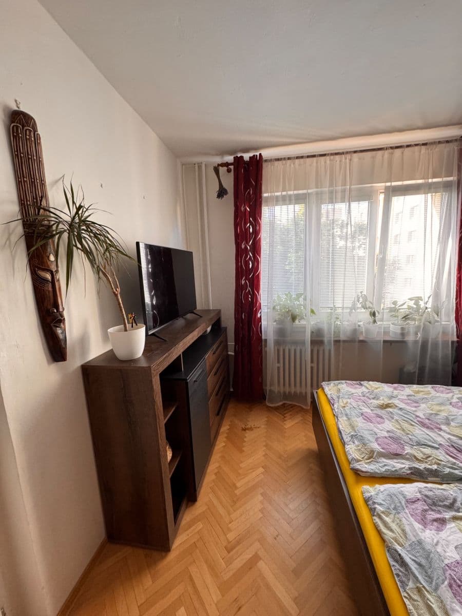 Prenájom bytu 2-izbový 51 m², Hiršlova, Praha, Praha Prenájom bytu 2-izbový 51 m², Hiršlova, Praha, Praha