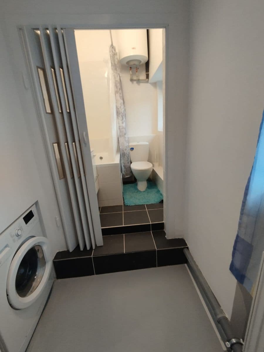 Prenájom bytu 1-izbový 36 m², Ústecká, Povrly, Ústecký kraj Prenájom bytu 1-izbový 36 m², Ústecká, Povrly, Ústecký kraj