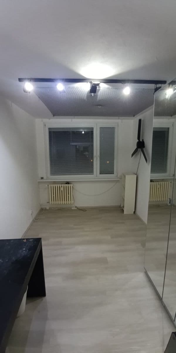 Prenájom bytu 2-izbový 42 m², Pšenčíkova, Praha, Praha Prenájom bytu 2-izbový 42 m², Pšenčíkova, Praha, Praha
