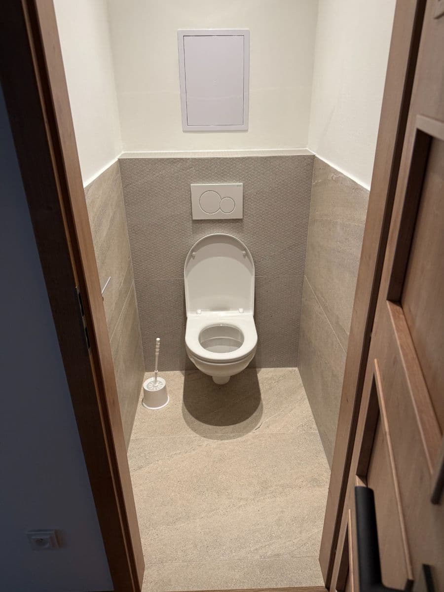 Prenájom bytu 3-izbový 60 m², Nerudova, Kolín, Středočeský kraj Prenájom bytu 3-izbový 60 m², Nerudova, Kolín, Středočeský kraj