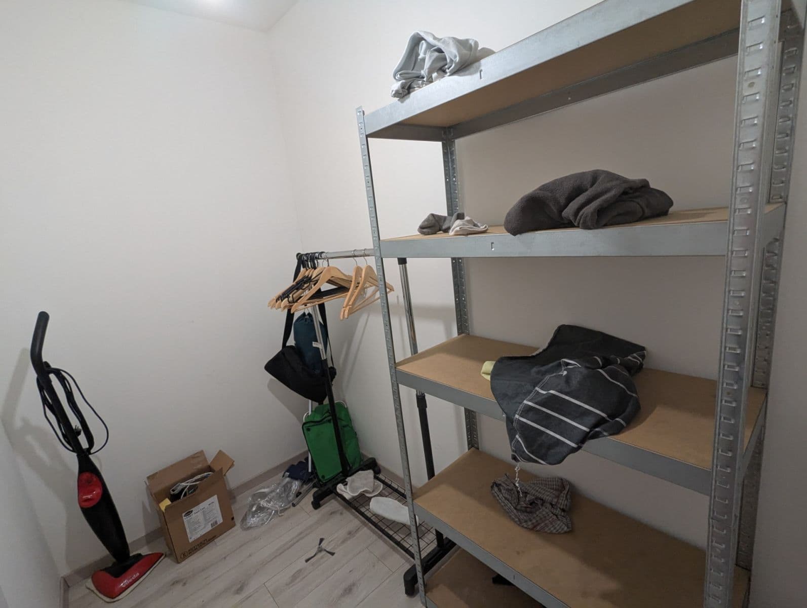 Prenájom bytu 1-izbový 52 m², Uzbecká, Podunajské Biskupice, Bratislavský kraj Prenájom bytu 1-izbový 52 m², Uzbecká, Podunajské Biskupice, Bratislavský kraj