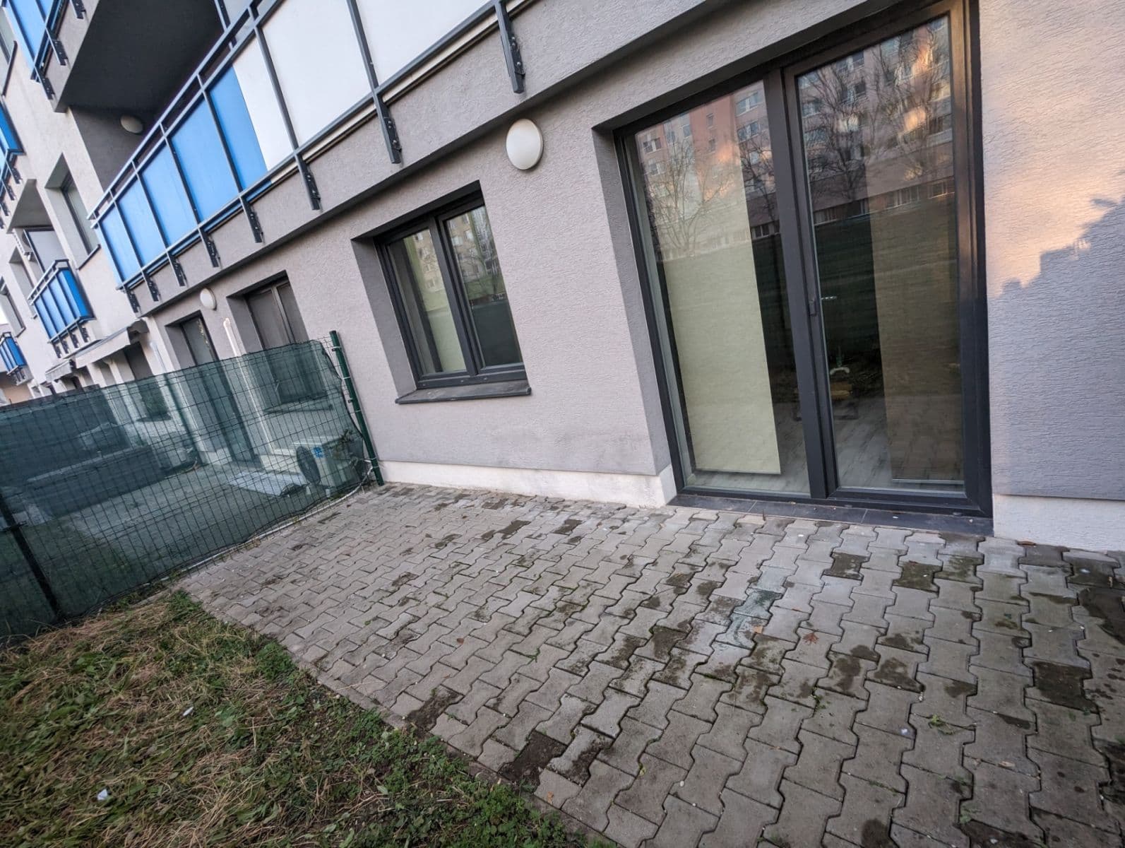 Prenájom bytu 1-izbový 52 m², Uzbecká, Podunajské Biskupice, Bratislavský kraj Prenájom bytu 1-izbový 52 m², Uzbecká, Podunajské Biskupice, Bratislavský kraj