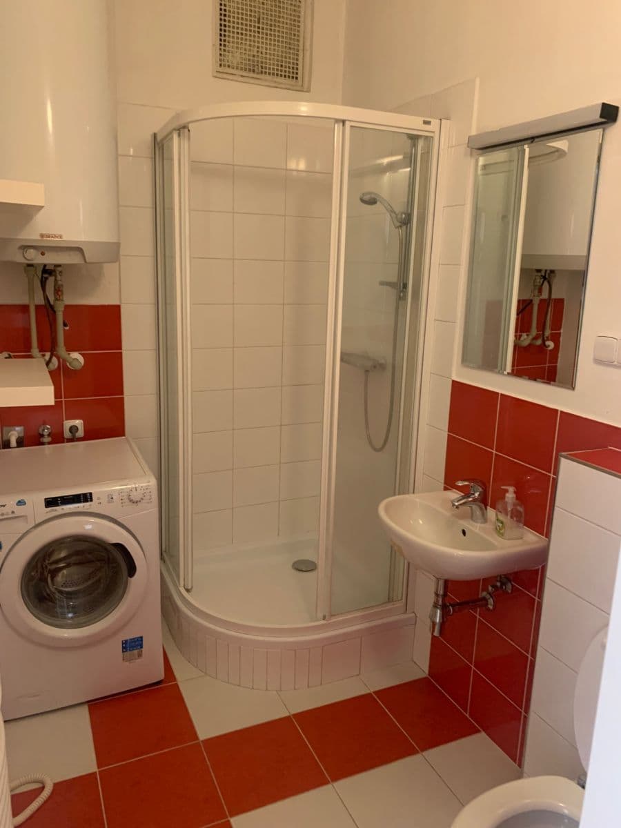 Prenájom bytu 2-izbový 67 m², Za Vokovickou vozovnou, Praha, Praha Prenájom bytu 2-izbový 67 m², Za Vokovickou vozovnou, Praha, Praha
