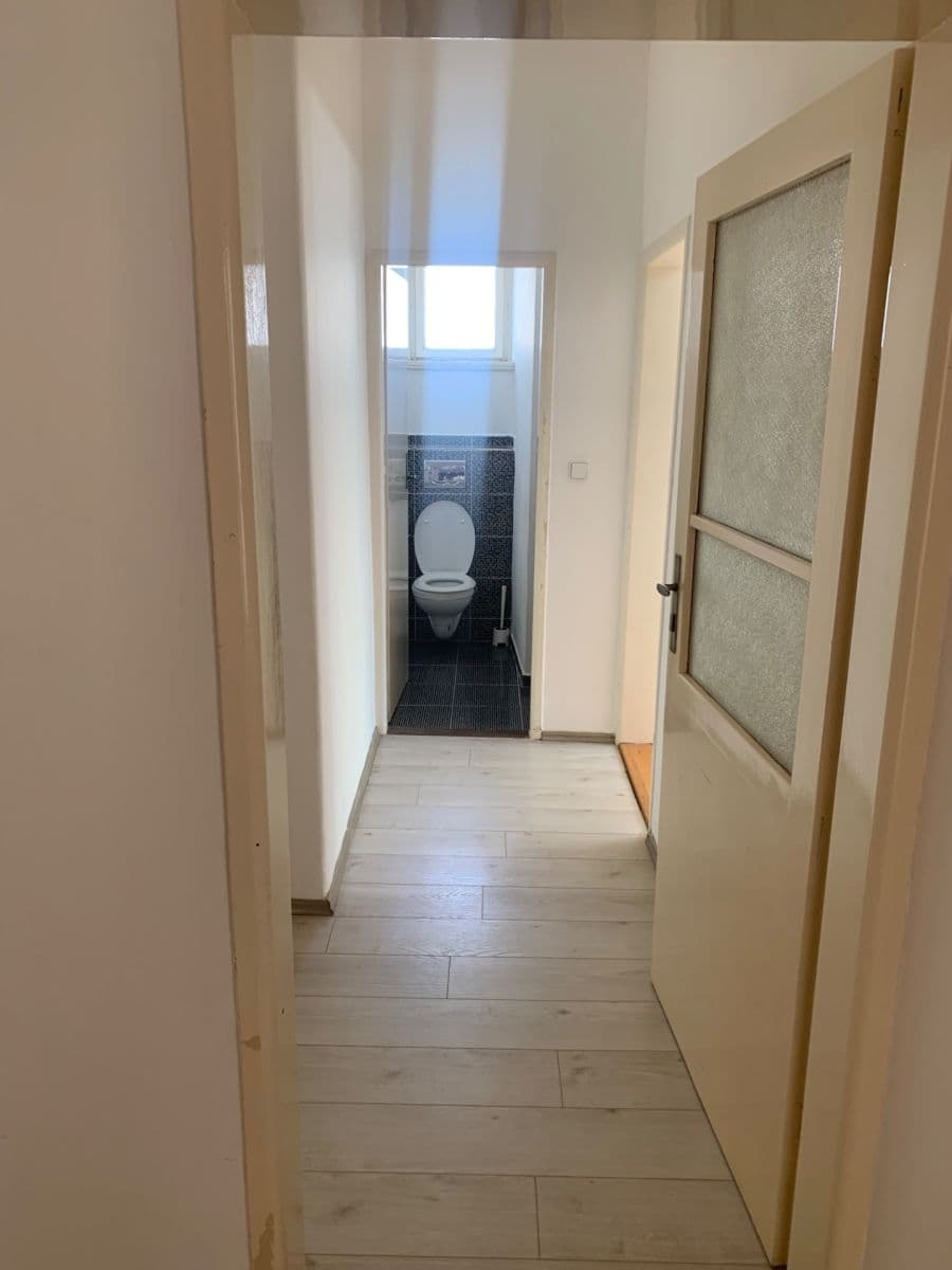 Prenájom bytu 2-izbový 67 m², Za Vokovickou vozovnou, Praha, Praha Prenájom bytu 2-izbový 67 m², Za Vokovickou vozovnou, Praha, Praha