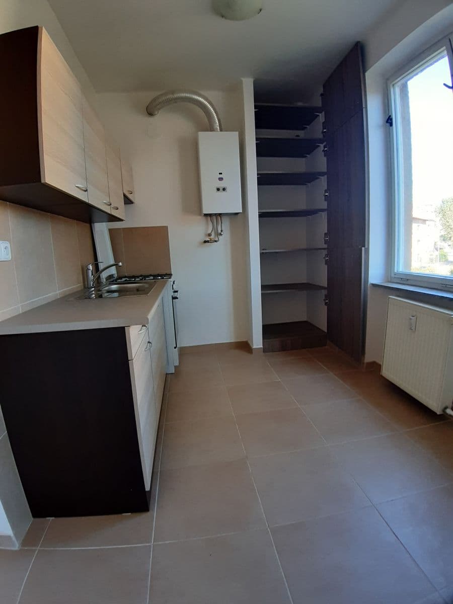 Prenájom bytu 2-izbový 58 m², Klíšská, Ústí nad Labem, Ústecký kraj Prenájom bytu 2-izbový 58 m², Klíšská, Ústí nad Labem, Ústecký kraj