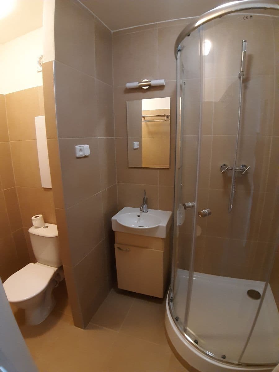 Prenájom bytu 2-izbový 58 m², Klíšská, Ústí nad Labem, Ústecký kraj Prenájom bytu 2-izbový 58 m², Klíšská, Ústí nad Labem, Ústecký kraj