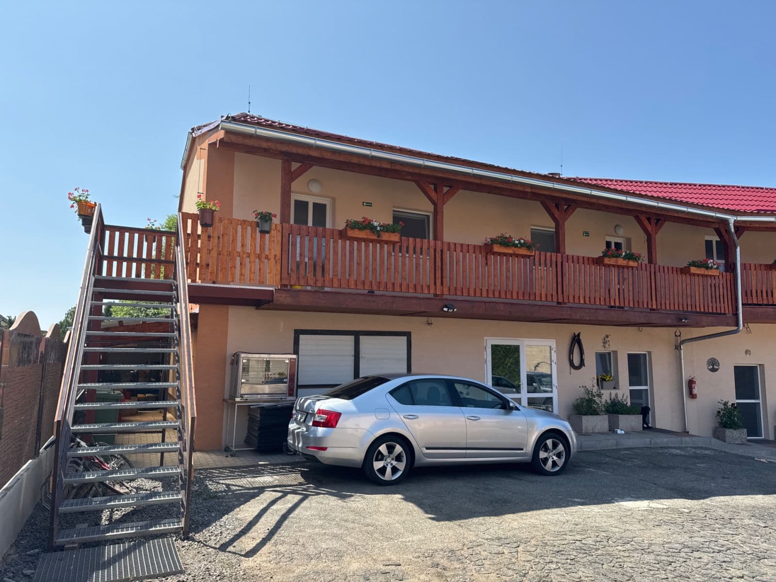 Prenájom bytu 1-izbový 36 m², Libeř, Středočeský kraj Prenájom bytu 1-izbový 36 m², Libeř, Středočeský kraj