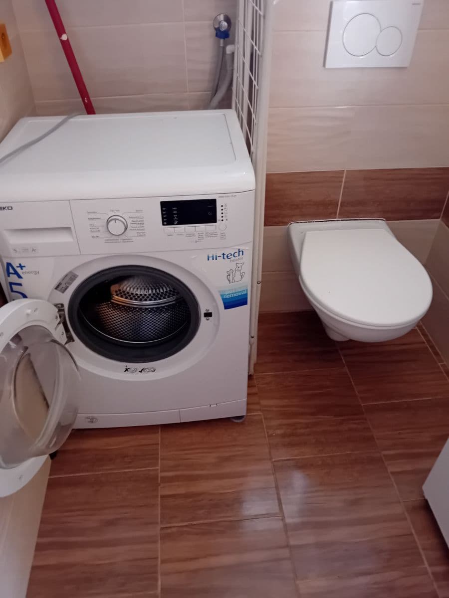 Prenájom bytu 1-izbový 44 m², Velimská, Sokoleč, Středočeský kraj Prenájom bytu 1-izbový 44 m², Velimská, Sokoleč, Středočeský kraj