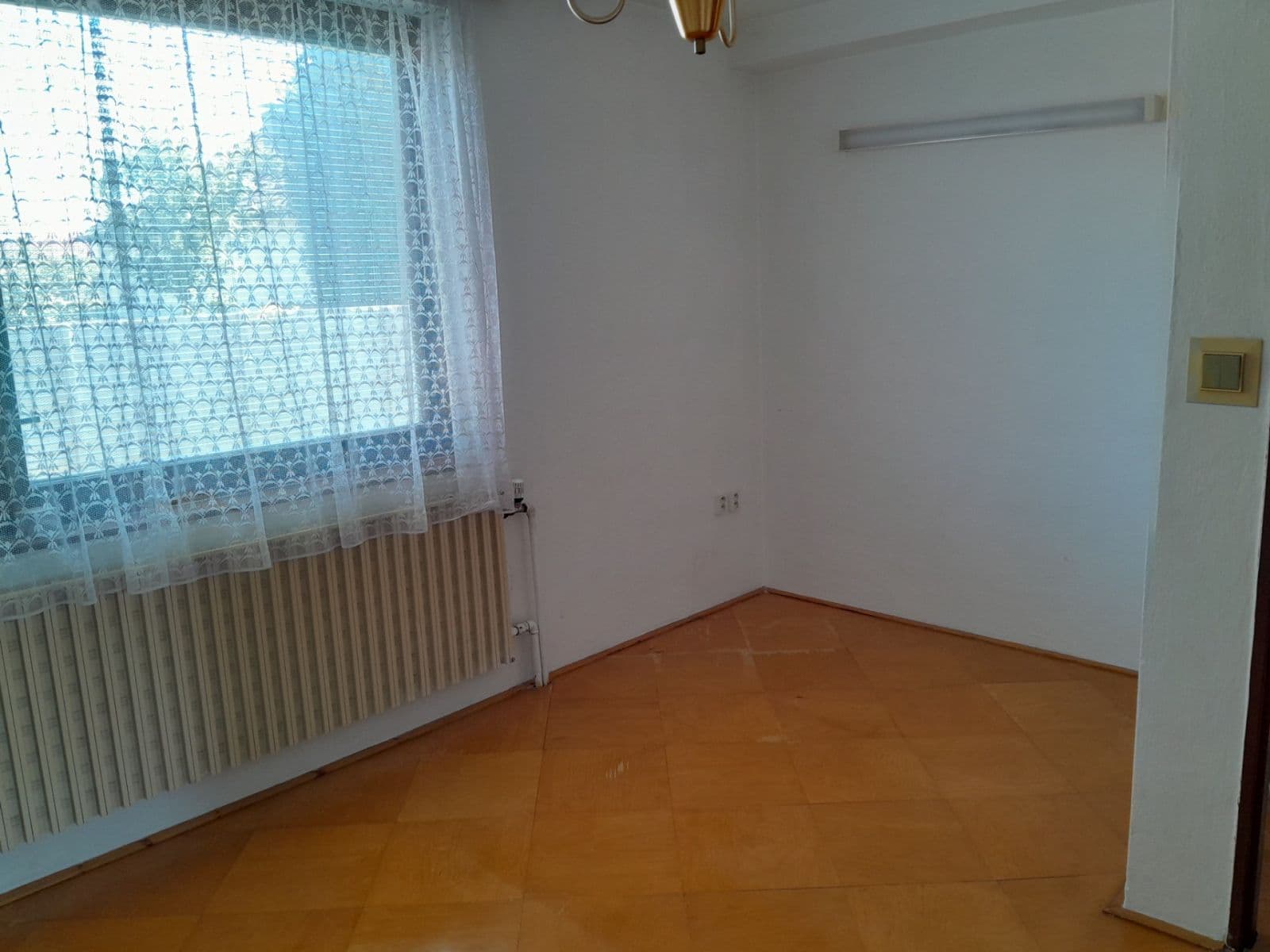 Predaj domu 103 m², pozemek 609 m², Čechova Ⅱ, Lednice, Jihomoravský kraj Predaj domu 103 m², pozemek 609 m², Čechova Ⅱ, Lednice, Jihomoravský kraj