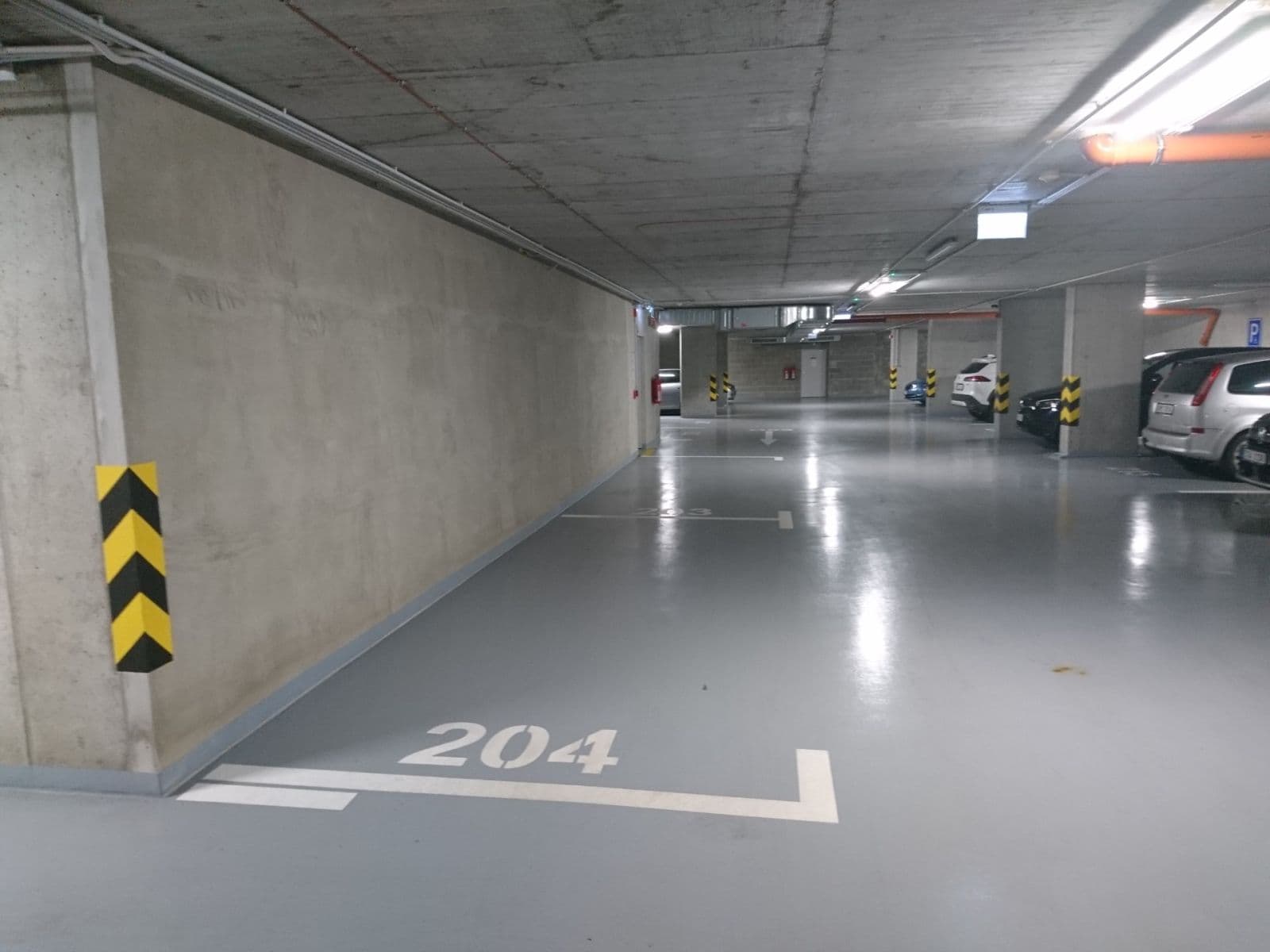 Prenájom garáže 14 m², Praha, Praha Prenájom garáže 14 m², Praha, Praha