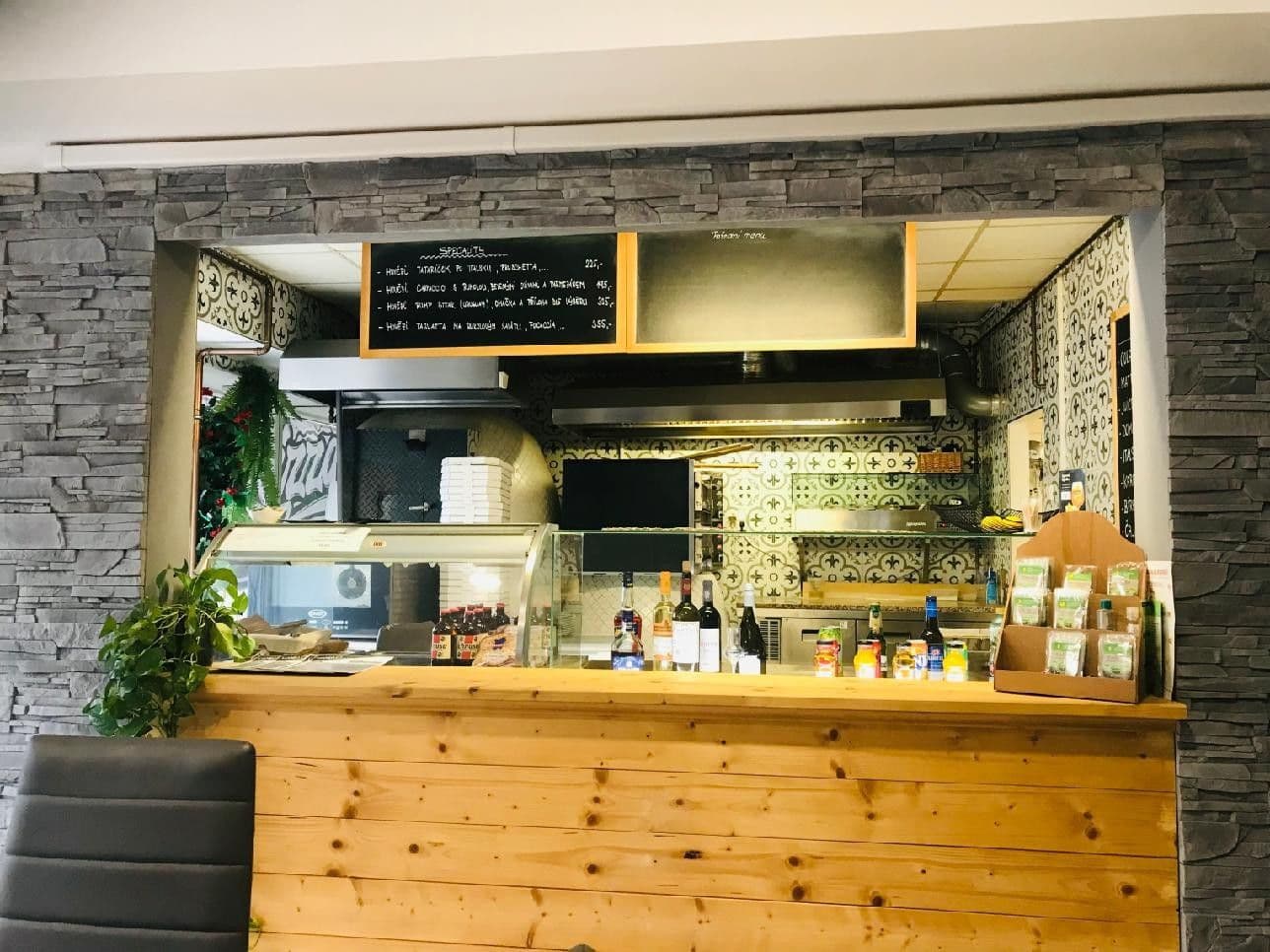 Predaj domu 700 m², pozemek 800 m², Mladoboleslavská, Praha, Praha Predaj domu 700 m², pozemek 800 m², Mladoboleslavská, Praha, Praha