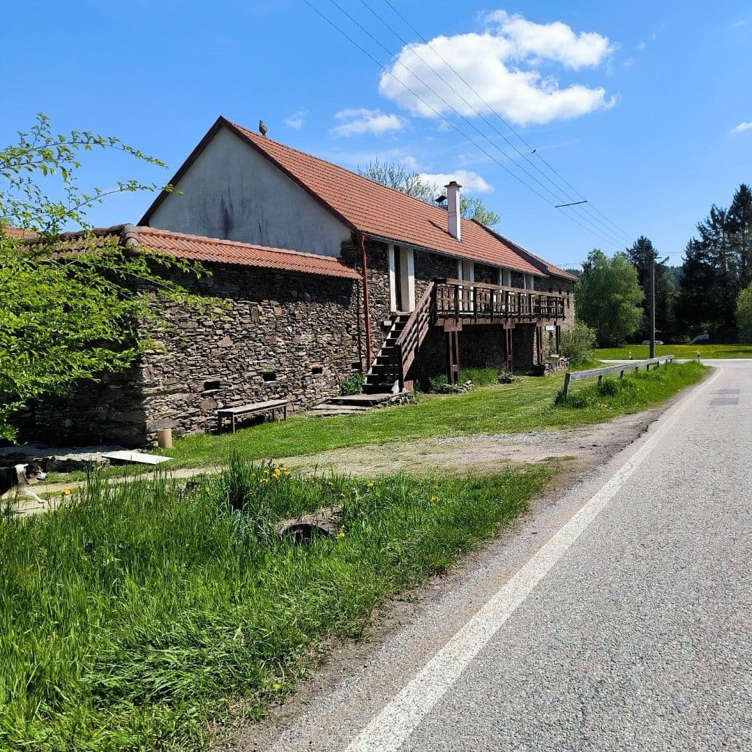 Predaj domu 520 m², pozemek 1.713 m², Malšín, Jihočeský kraj Predaj domu 520 m², pozemek 1.713 m², Malšín, Jihočeský kraj