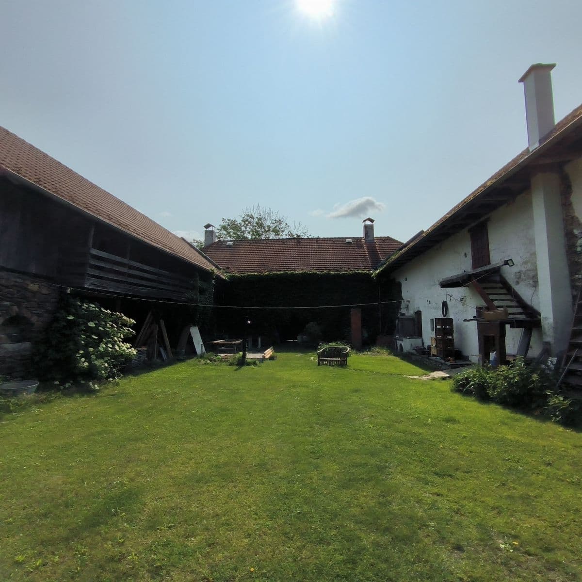 Predaj domu 520 m², pozemek 1.713 m², Malšín, Jihočeský kraj Predaj domu 520 m², pozemek 1.713 m², Malšín, Jihočeský kraj