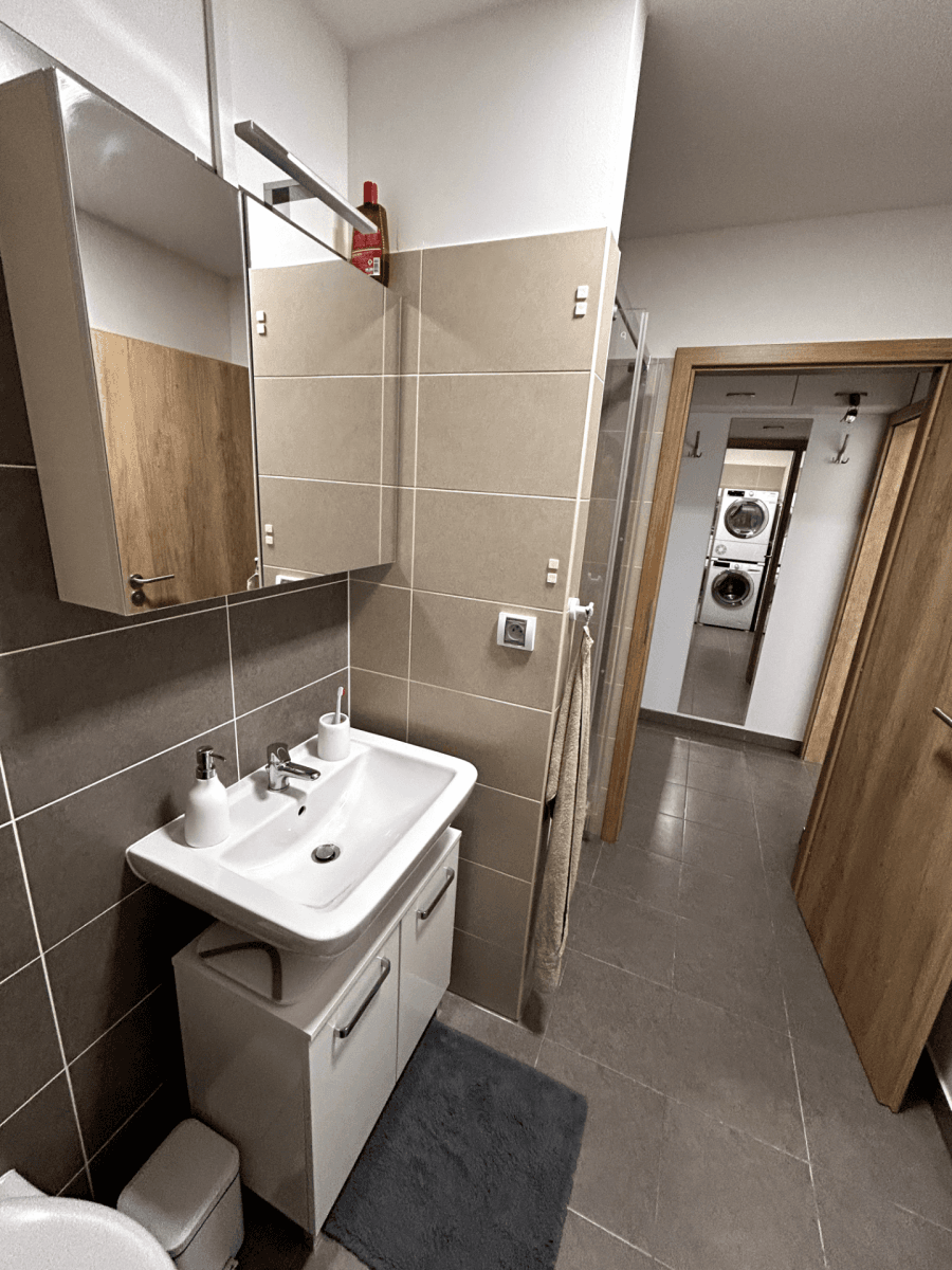 Prenájom bytu 2-izbový 36 m², Cesta brigádníků, Kralupy nad Vltavou, Středočeský kraj Prenájom bytu 2-izbový 36 m², Cesta brigádníků, Kralupy nad Vltavou, Středočeský kraj