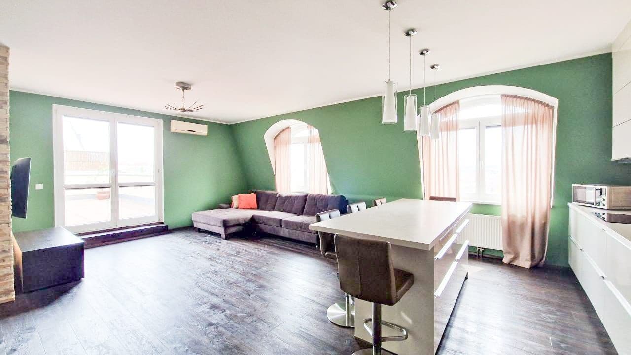 Prenájom bytu 4-izbový 204 m², U Zvonařky, Praha, Praha Prenájom bytu 4-izbový 204 m², U Zvonařky, Praha, Praha