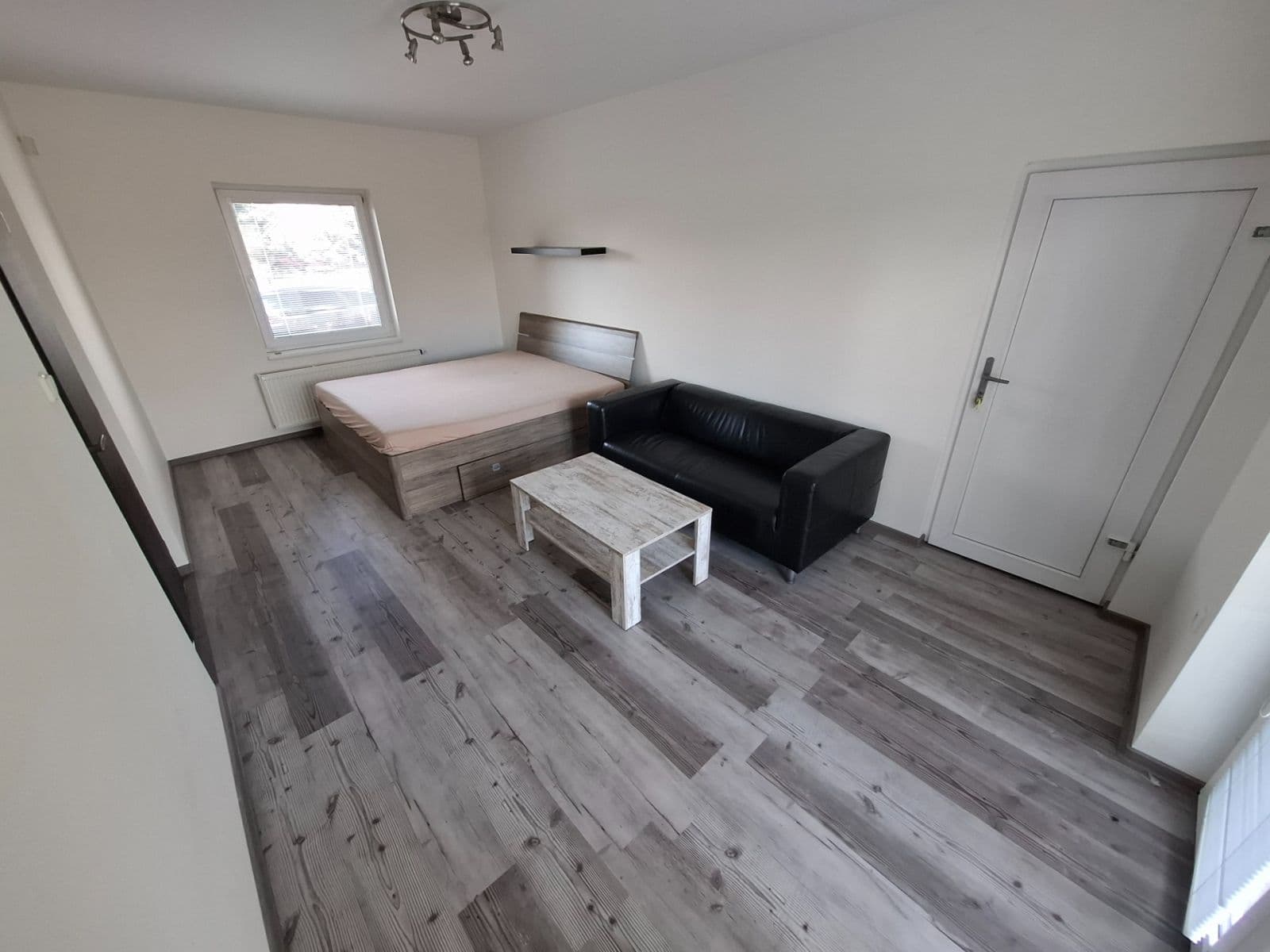 Predaj domu 290 m², pozemek 979 m², Modletice, Středočeský kraj Predaj domu 290 m², pozemek 979 m², Modletice, Středočeský kraj