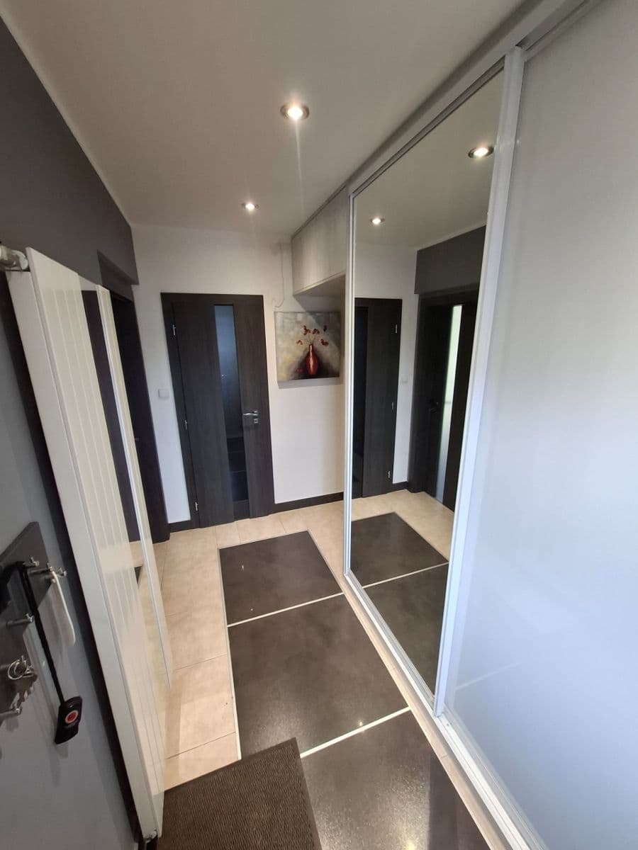 Predaj domu 290 m², pozemek 979 m², Modletice, Středočeský kraj Predaj domu 290 m², pozemek 979 m², Modletice, Středočeský kraj