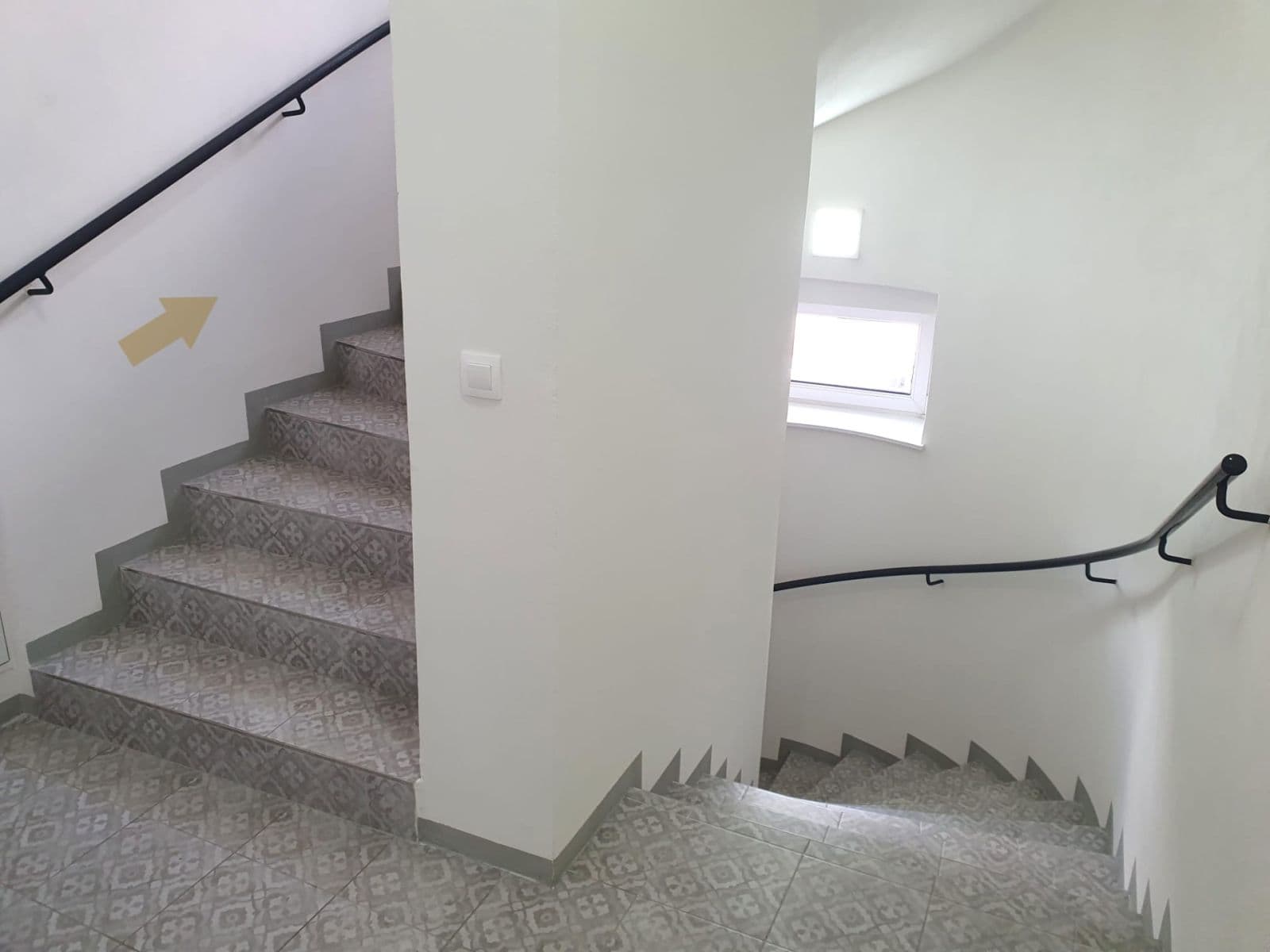 Prenájom bytu 1-izbový 30 m², Holubova, Praha, Praha Prenájom bytu 1-izbový 30 m², Holubova, Praha, Praha