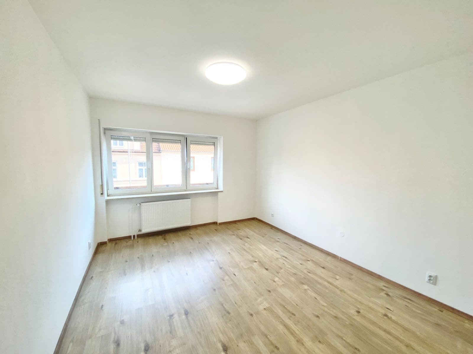 Prenájom bytu 3-izbový 100 m², Böhmova, Brno, Jihomoravský kraj Prenájom bytu 3-izbový 100 m², Böhmova, Brno, Jihomoravský kraj