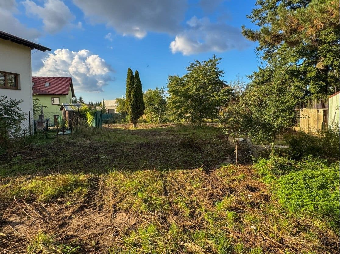 Predaj pozemku 821 m², U Červeného mlýnku, Praha, Praha Predaj pozemku 821 m², U Červeného mlýnku, Praha, Praha