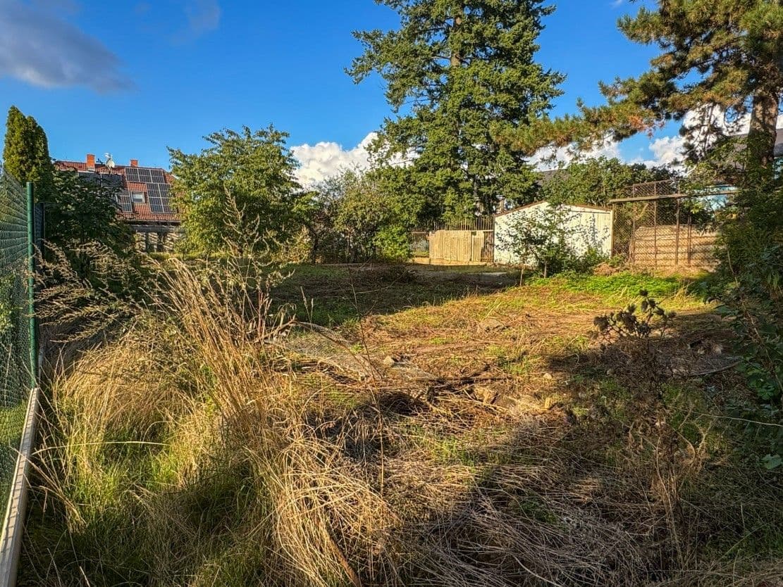 Predaj pozemku 821 m², U Červeného mlýnku, Praha, Praha Predaj pozemku 821 m², U Červeného mlýnku, Praha, Praha