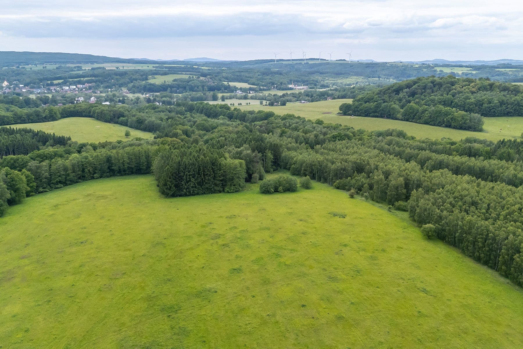 Predaj pozemku 53.442 m², Višňová, Liberecký kraj Predaj pozemku 53.442 m², Višňová, Liberecký kraj