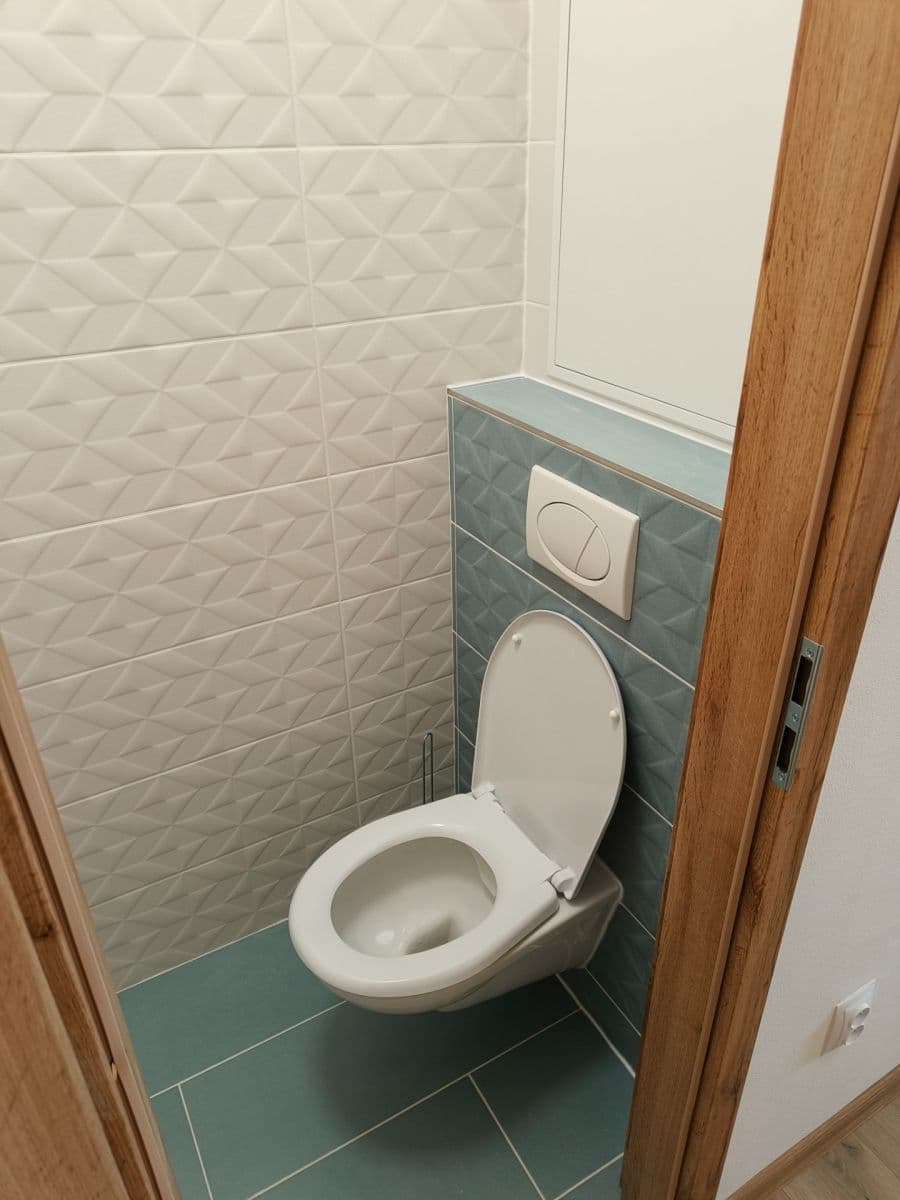 Prenájom bytu 3-izbový 70 m², Kmochova, Olomouc, Olomoucký kraj Prenájom bytu 3-izbový 70 m², Kmochova, Olomouc, Olomoucký kraj