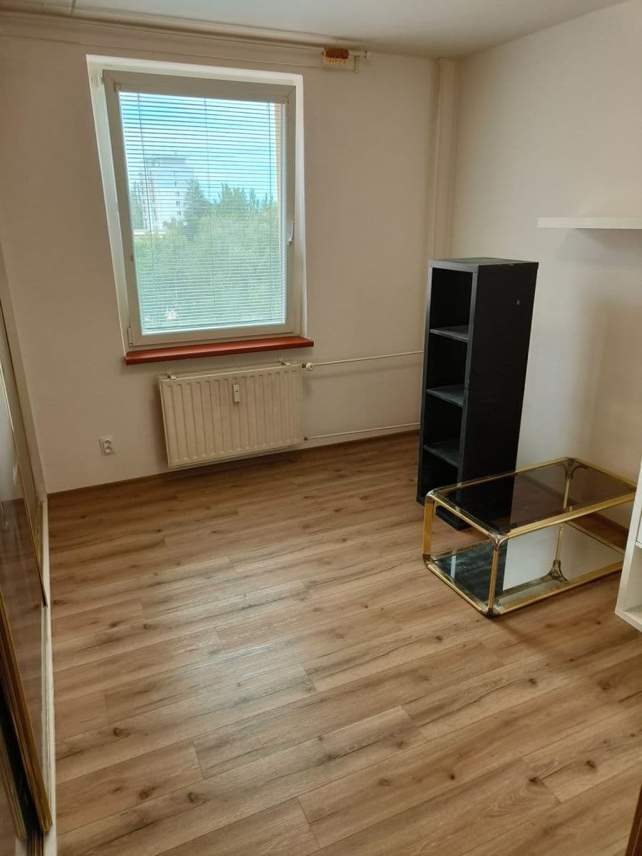 Prenájom bytu 3-izbový 70 m², Kmochova, Olomouc, Olomoucký kraj Prenájom bytu 3-izbový 70 m², Kmochova, Olomouc, Olomoucký kraj