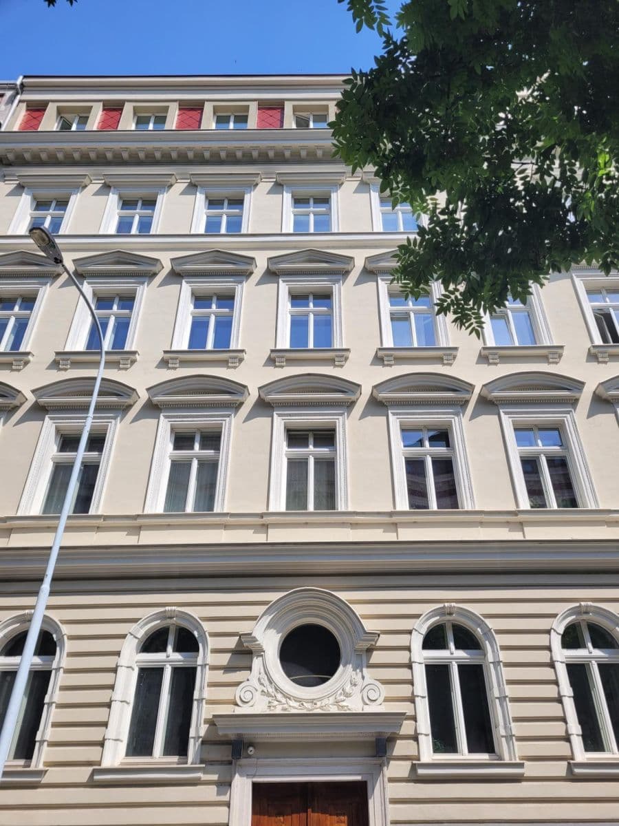 Prenájom bytu 4-izbový 99 m², Drtinova, Praha, Praha Prenájom bytu 4-izbový 99 m², Drtinova, Praha, Praha