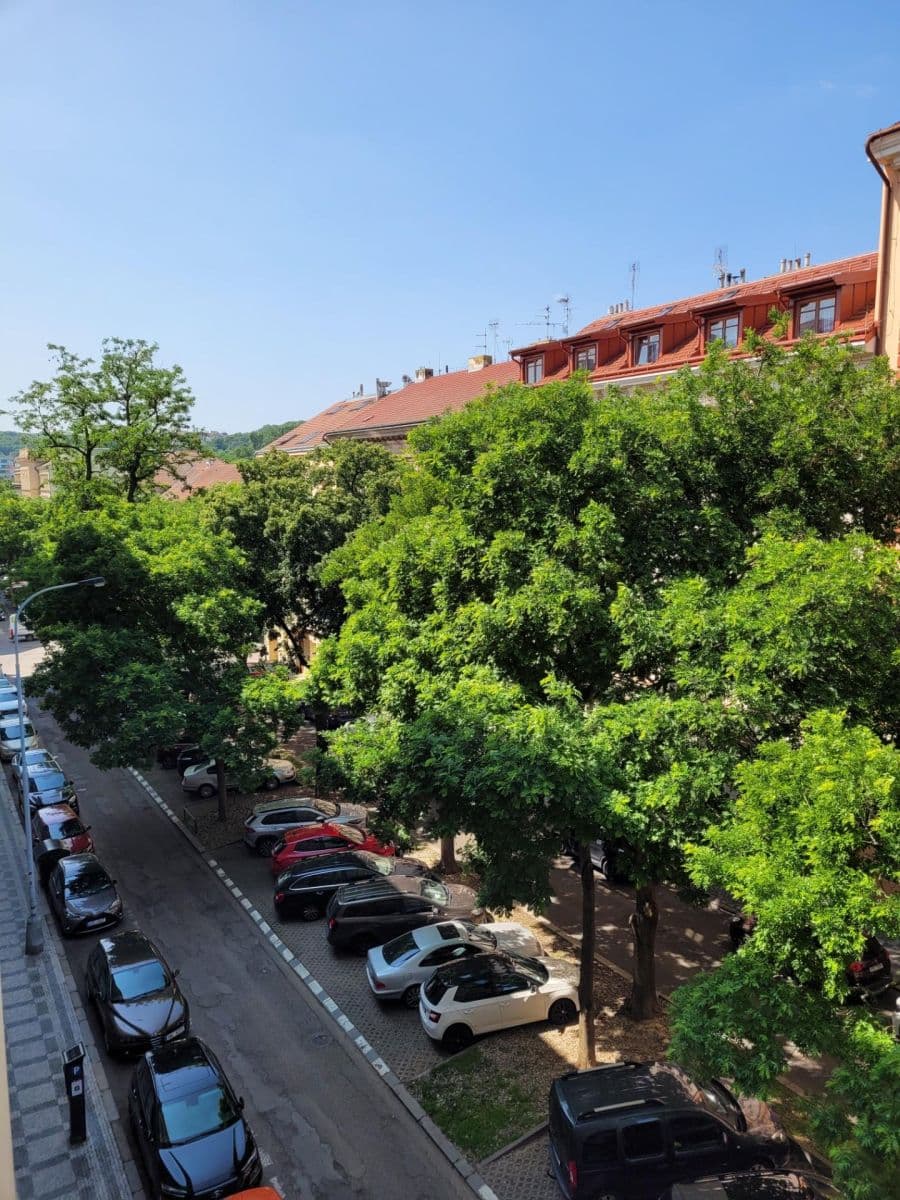 Prenájom bytu 4-izbový 99 m², Drtinova, Praha, Praha Prenájom bytu 4-izbový 99 m², Drtinova, Praha, Praha
