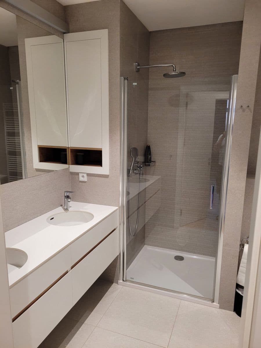 Prenájom bytu 4-izbový 99 m², Drtinova, Praha, Praha Prenájom bytu 4-izbový 99 m², Drtinova, Praha, Praha