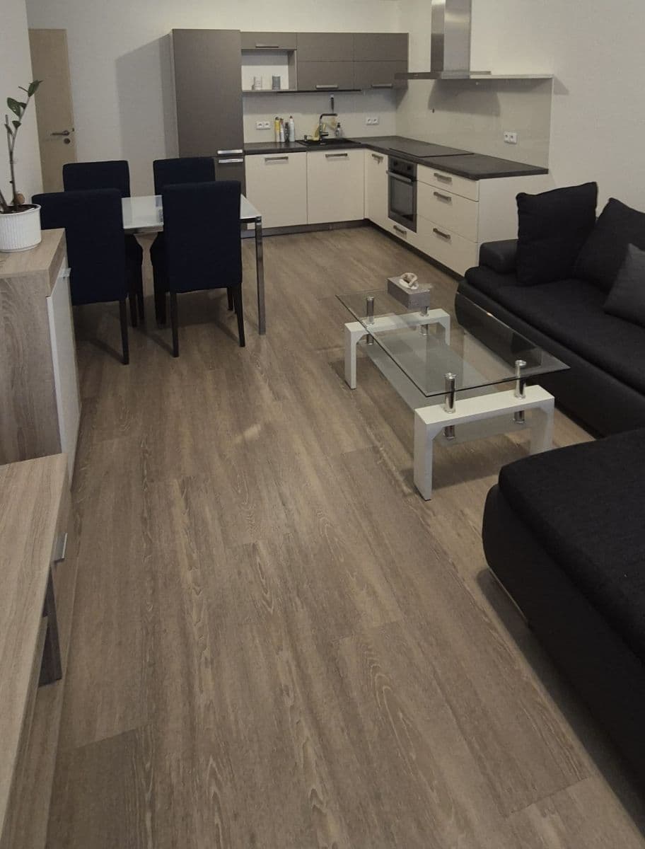 Prenájom bytu 52 m², Pod Harfou, Praha, Praha Prenájom bytu 52 m², Pod Harfou, Praha, Praha