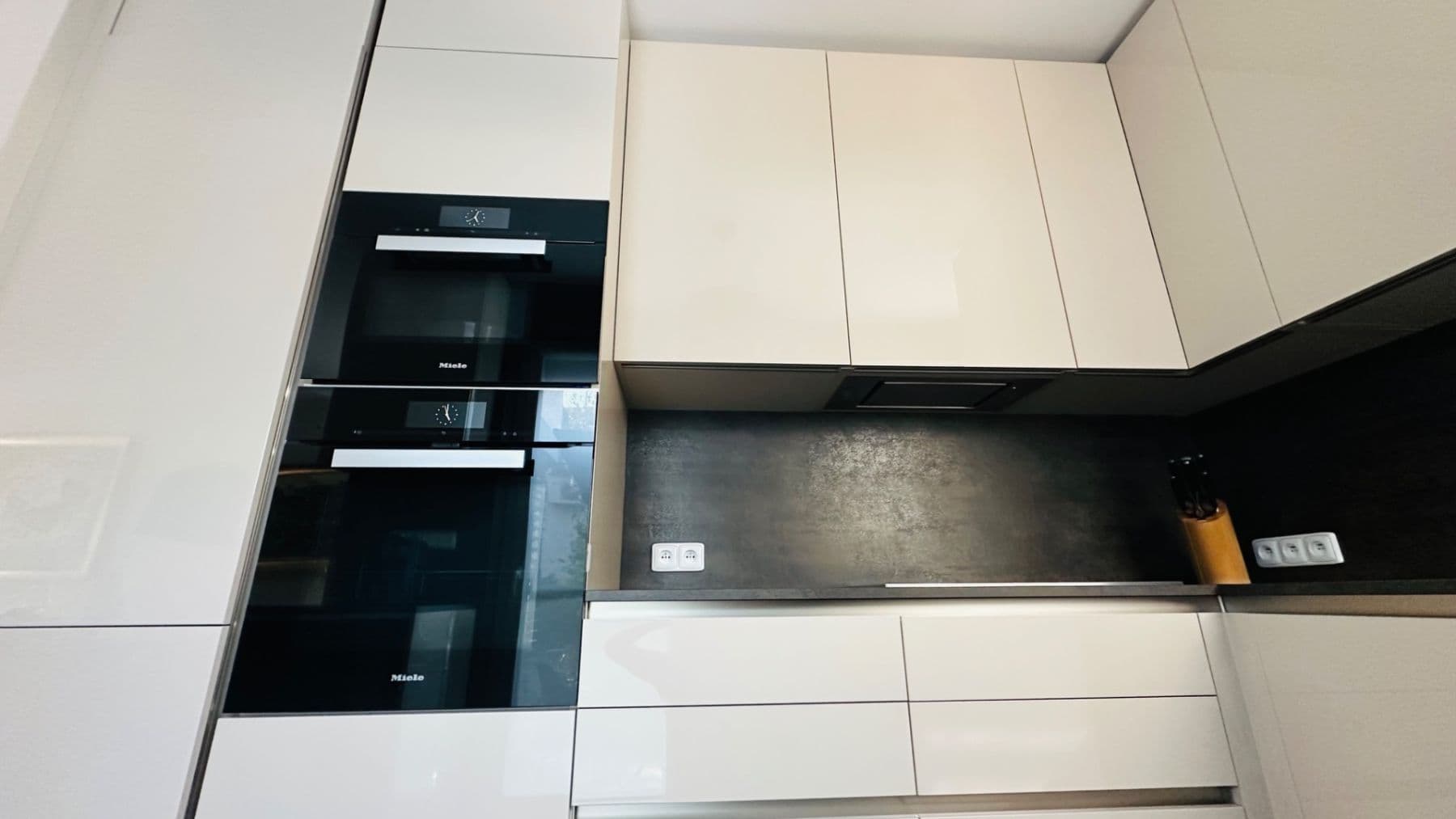 Predaj domu 220 m², pozemek 594 m², Křemenáčová, Praha, Praha Predaj domu 220 m², pozemek 594 m², Křemenáčová, Praha, Praha