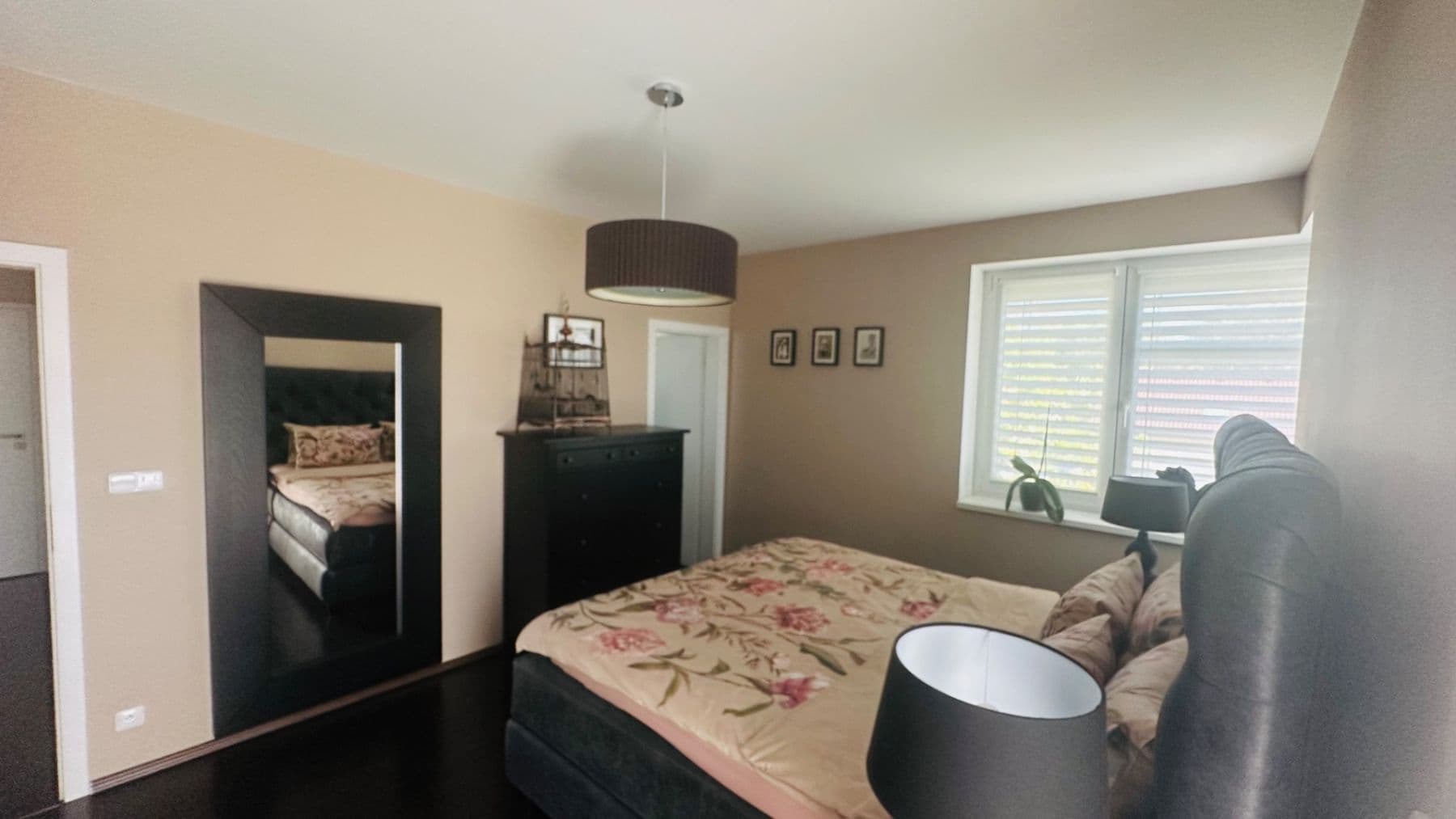 Predaj domu 220 m², pozemek 594 m², Křemenáčová, Praha, Praha Predaj domu 220 m², pozemek 594 m², Křemenáčová, Praha, Praha