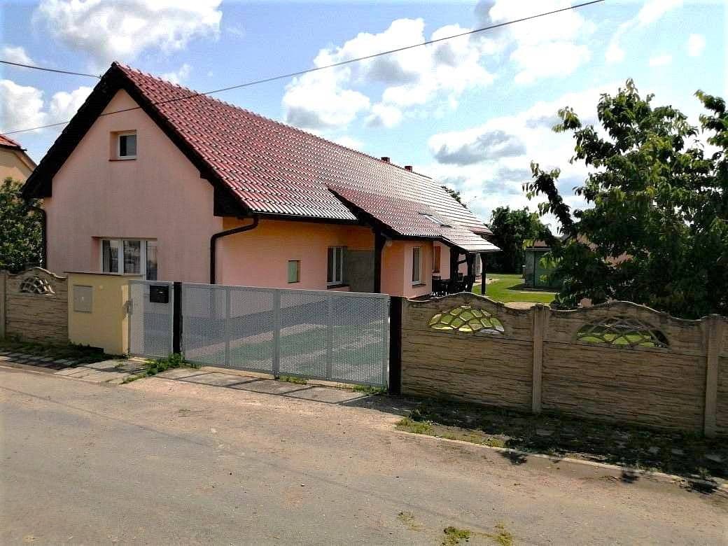 Prenájom rekreačného objektu, Běrunice, Středočeský kraj Prenájom rekreačného objektu, Běrunice, Středočeský kraj