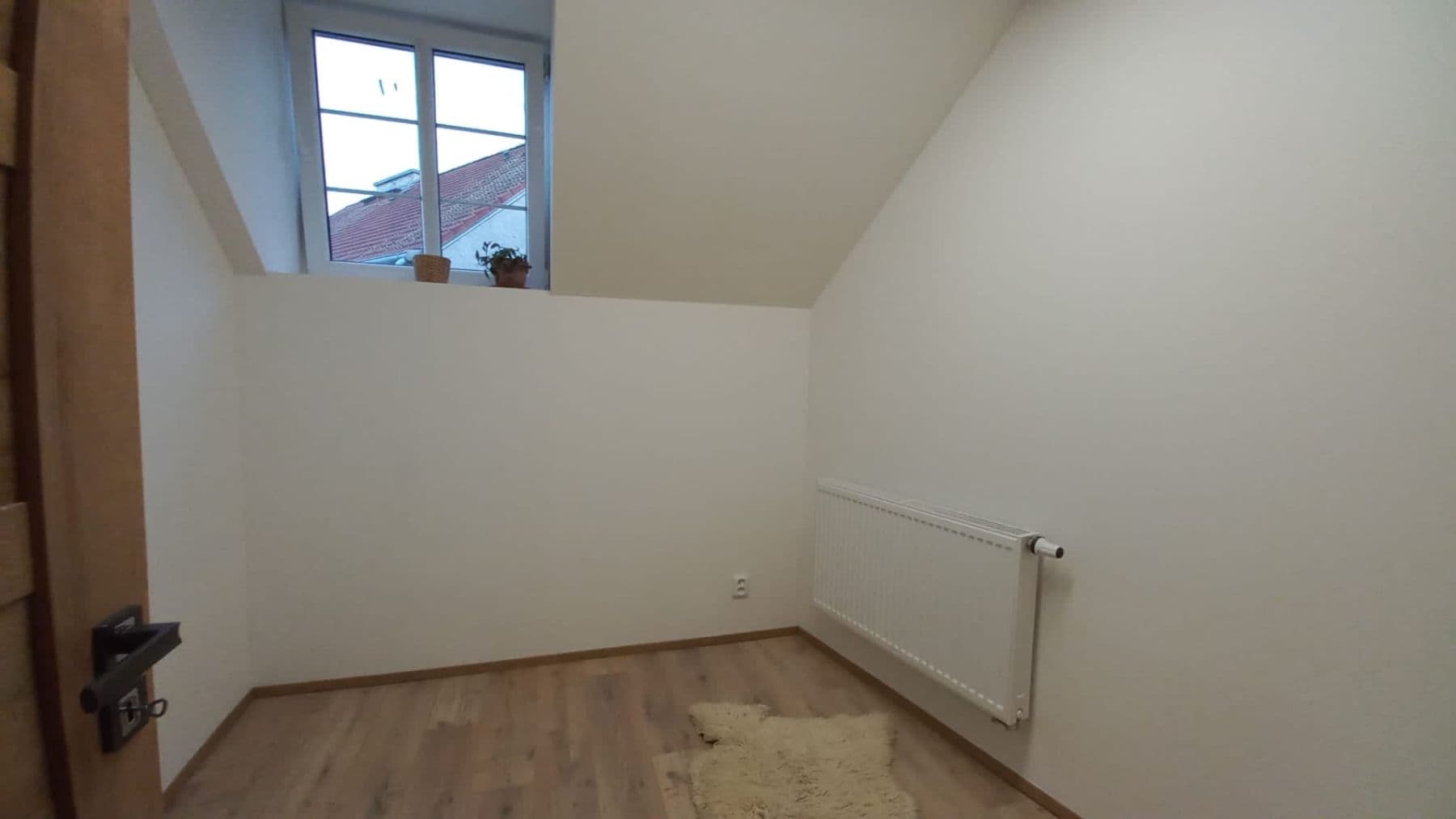 Predaj bytu 75 m², Mattoniho nábřeží, Karlovy Vary, Karlovarský kraj Predaj bytu 75 m², Mattoniho nábřeží, Karlovy Vary, Karlovarský kraj